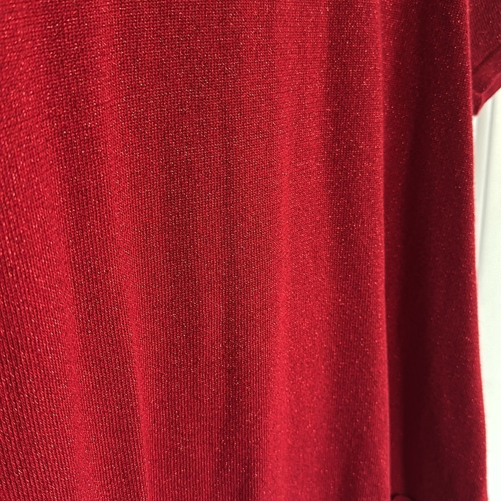 Allison Daley 3x red sparkle top - Picture 3 of 3